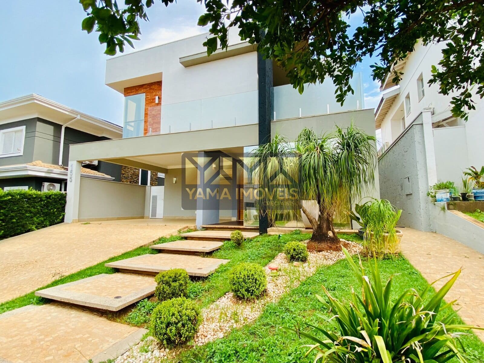 Casa em Ribeirão Preto - Condomínio La Bourgogne