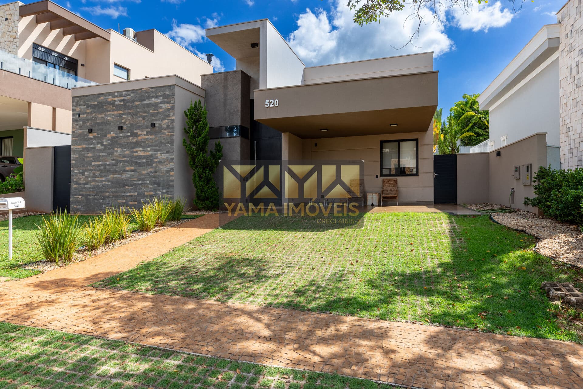 Casa em Ribeirão Preto - Residencial e Empresarial Alphaville