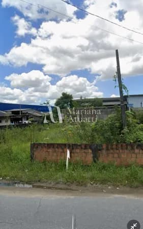 Terreno Amplo à Venda em Espinheiros – 350m²