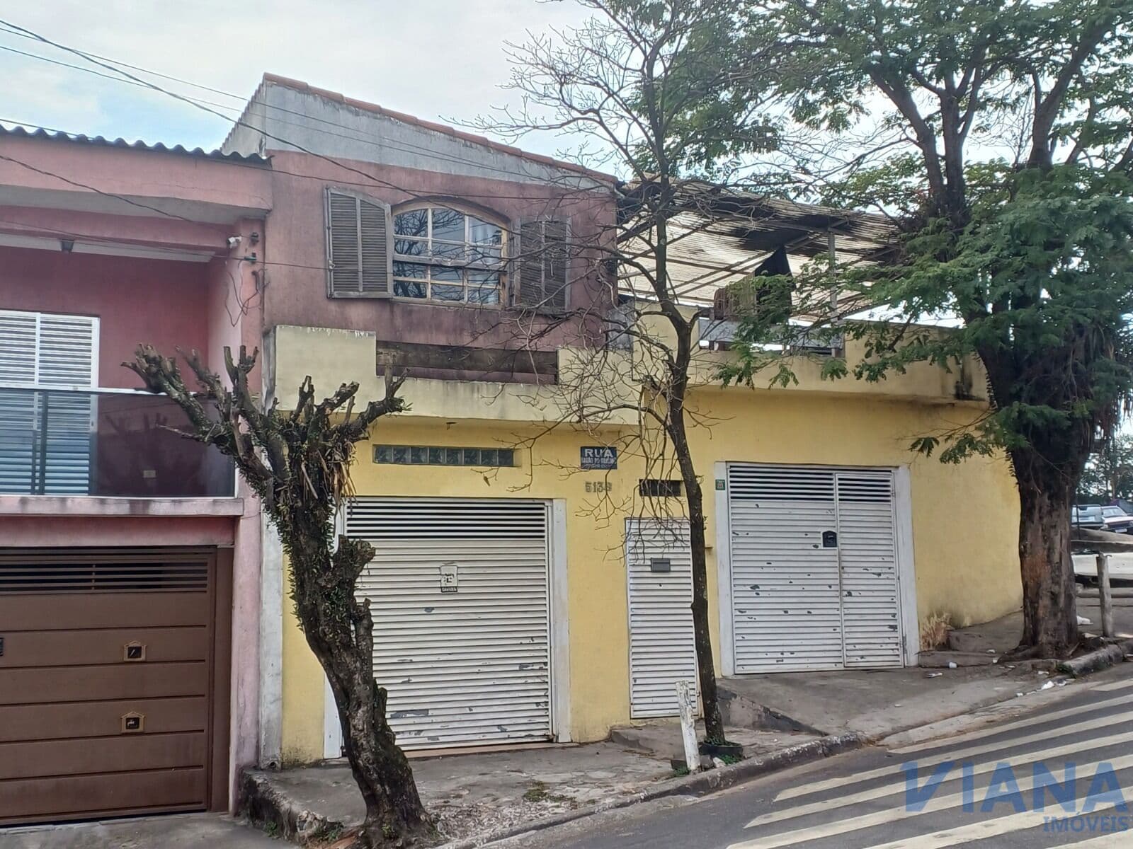 Sobrado a venda no Parque Jurema