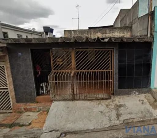 Casa à Venda no Jardim Ansalca em Guarulhos com 3 Dormitórios e Suíte