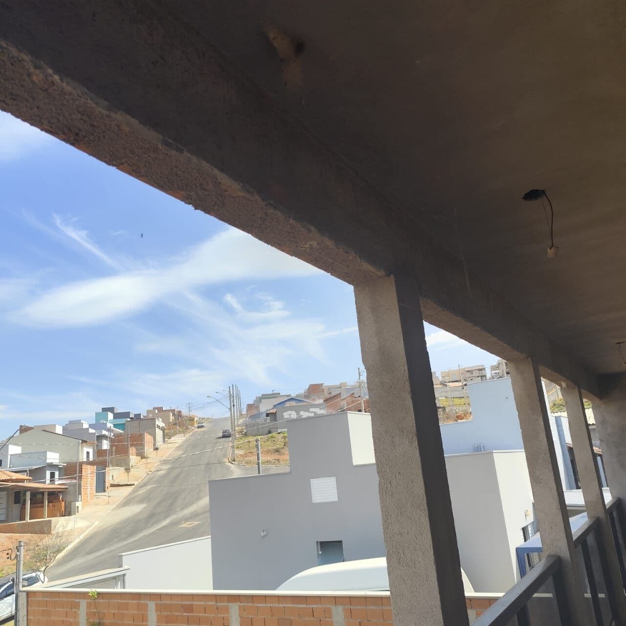 CASA À VENDA EM MONTE SIÃO MG