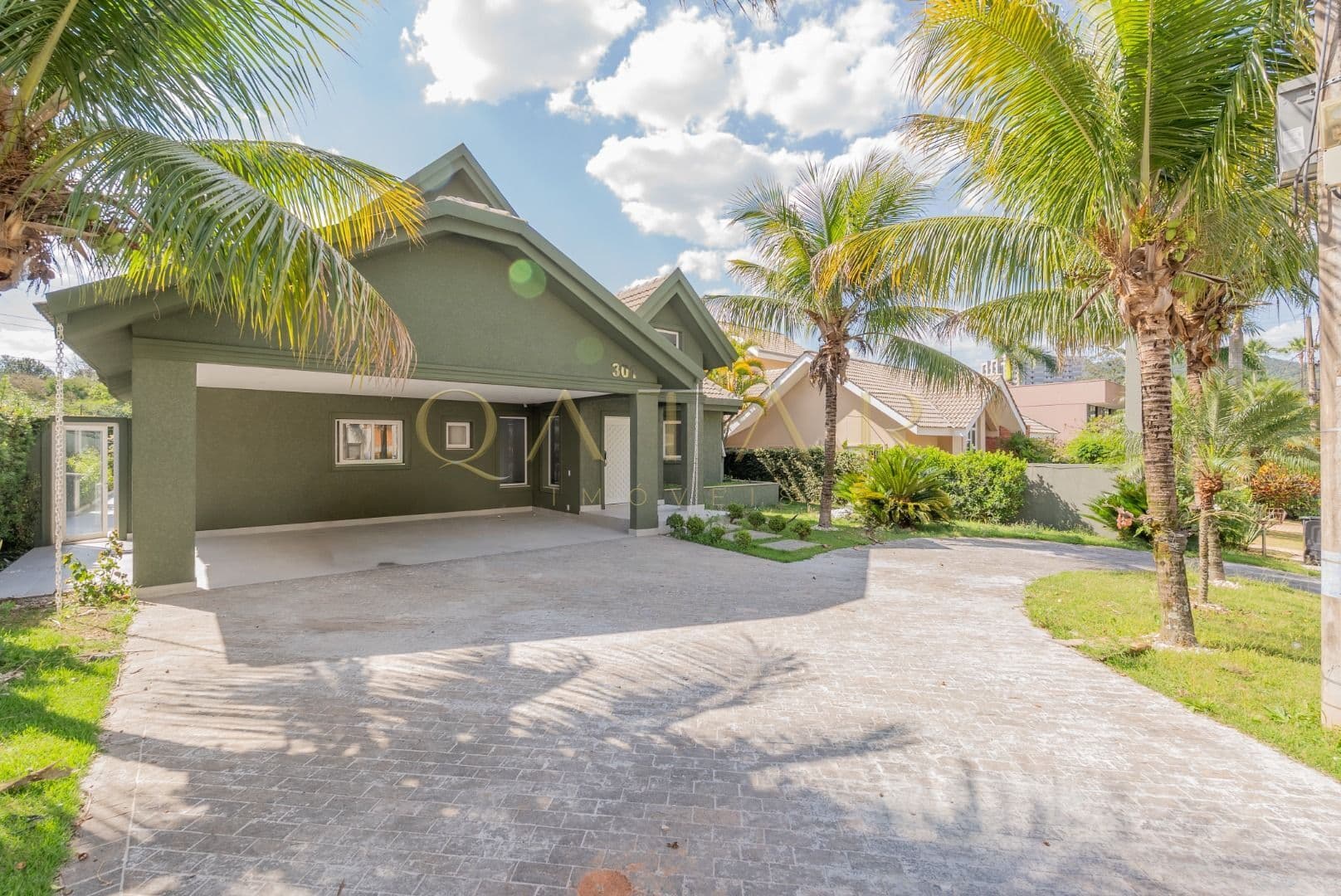 Tamboré 3 - Casa para locação com 507m² | 5 dormitórios