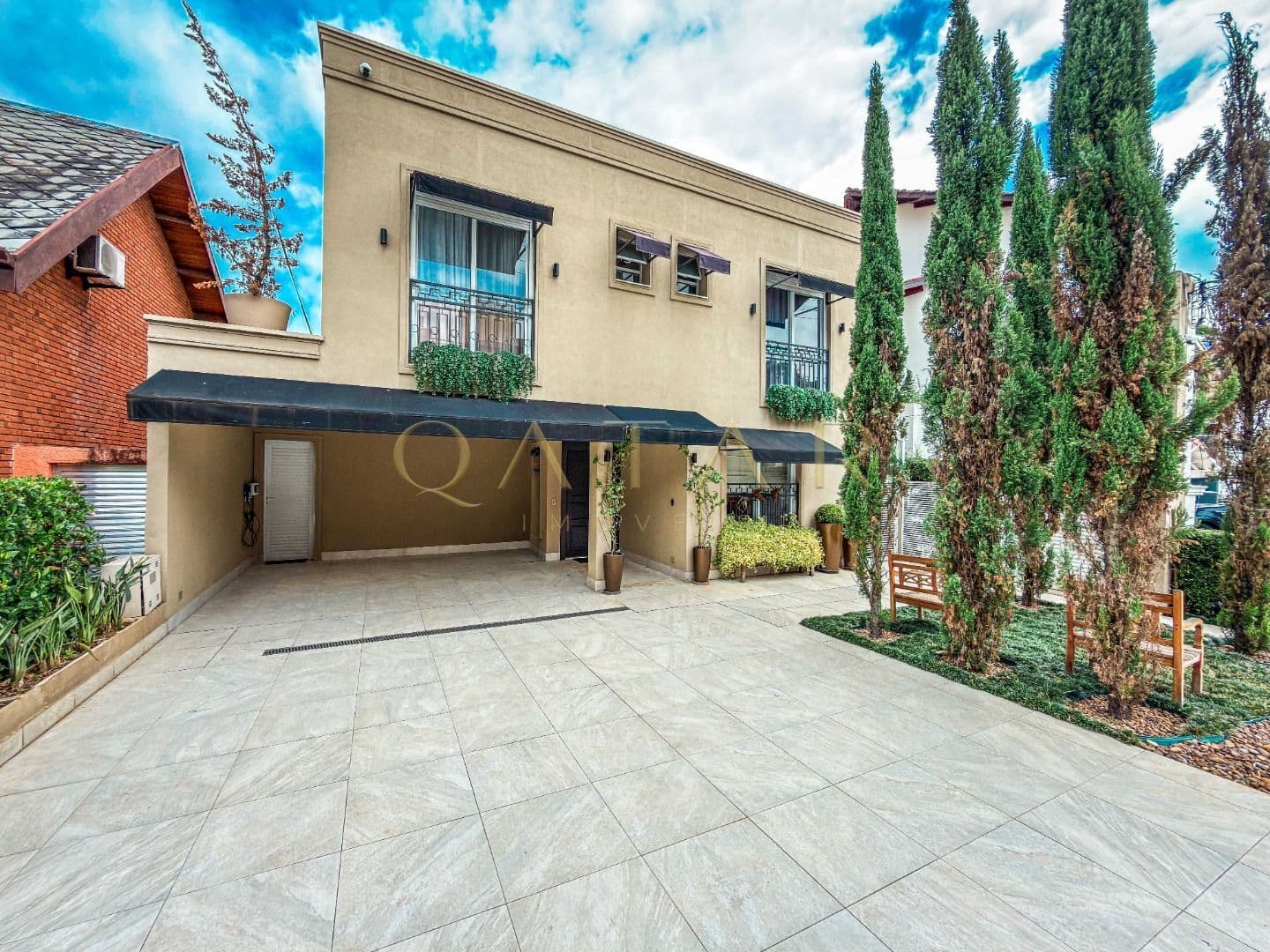 Residencial Alphaville 9 - Casa à venda com 379m² | 3 suítes