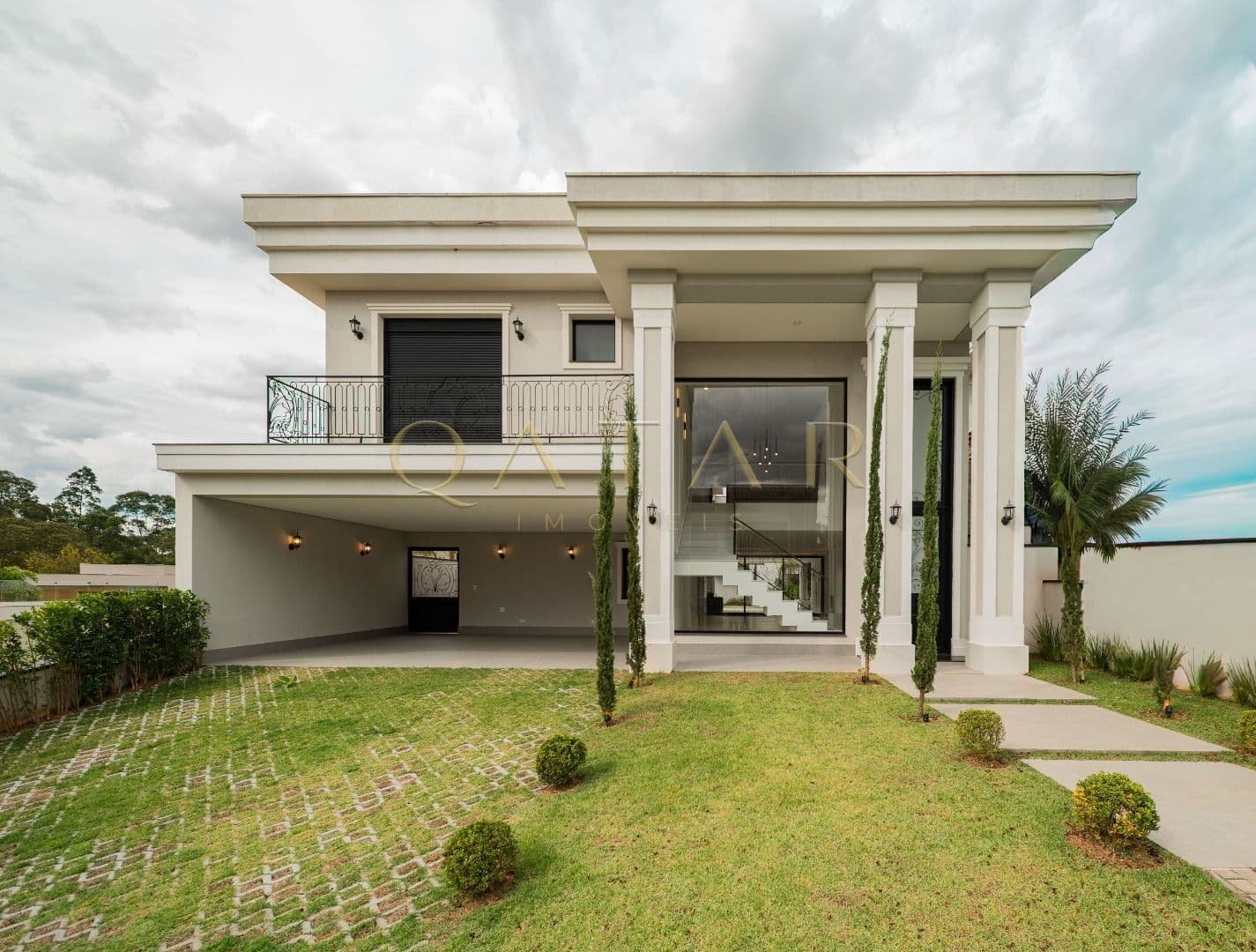 Residencial Itahyê - Casa à venda com 422m² | 5 suítes