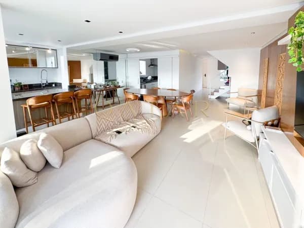 Quintas do Tamboré- Casa à venda com 180 m² | 3 dormitórios