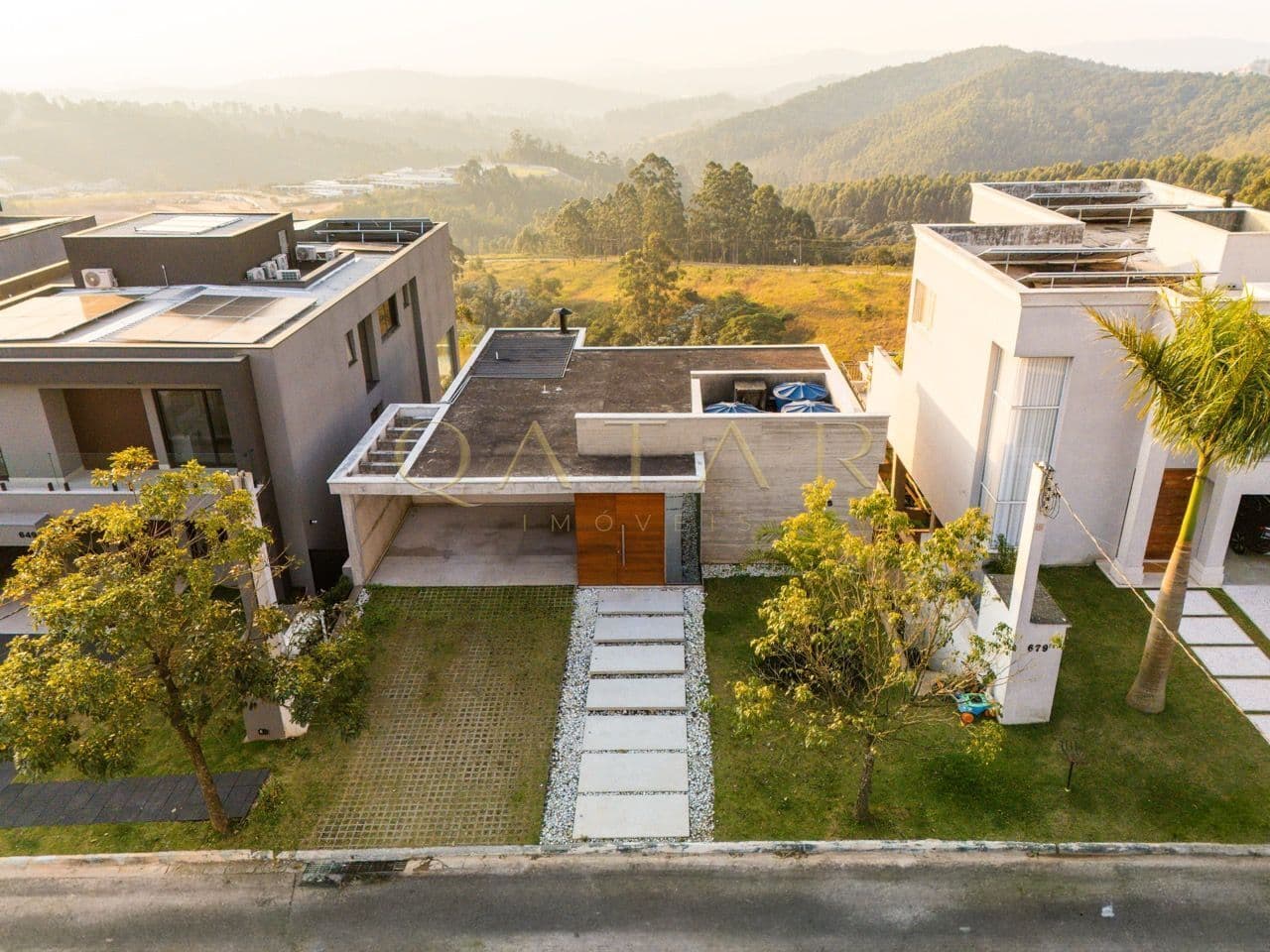 Campos do Conde - Casa à venda com 310m² | 3 dormitórios