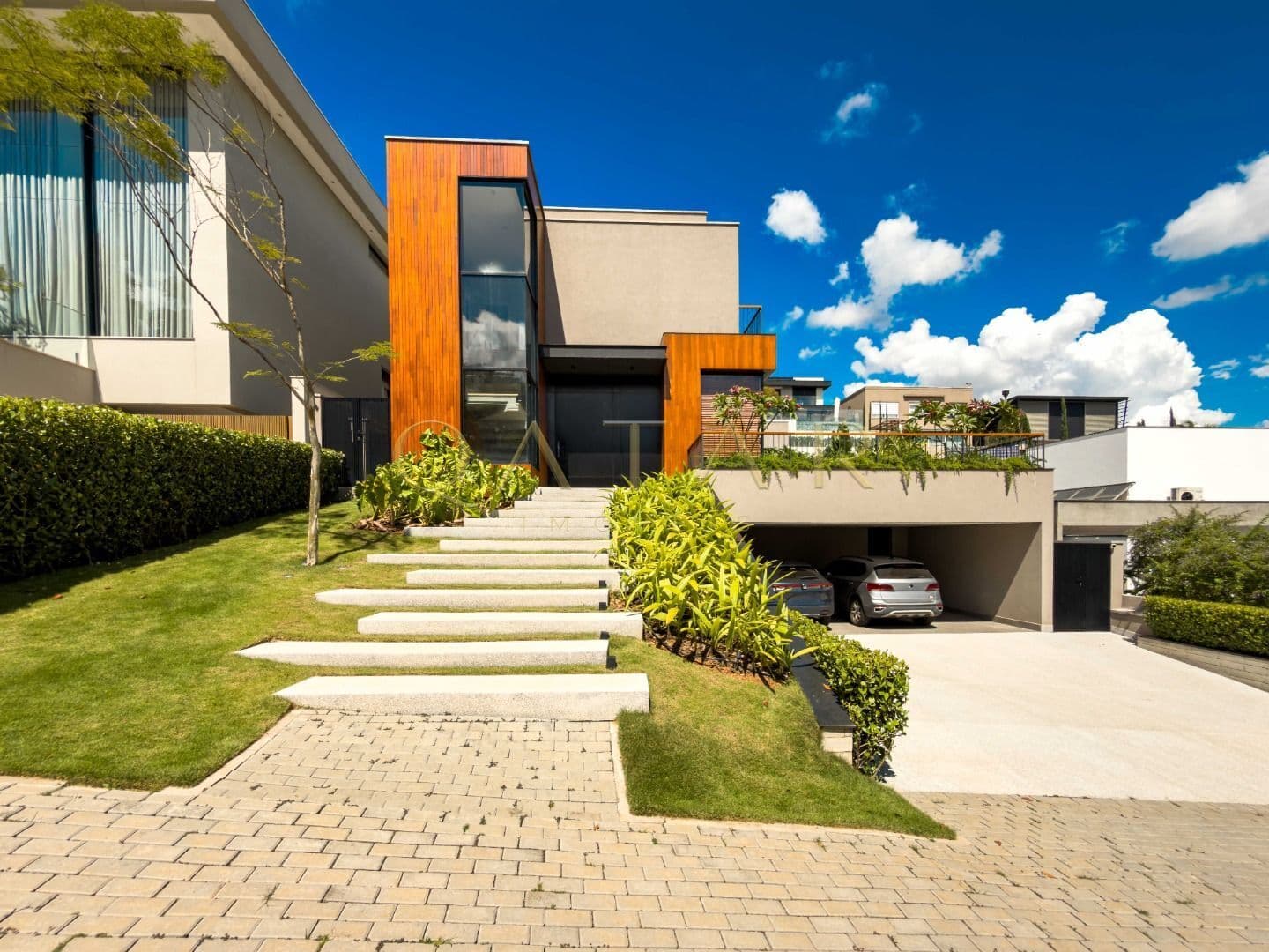 Tamboré 10 - Casa à venda com 496m² | 4 suítes
