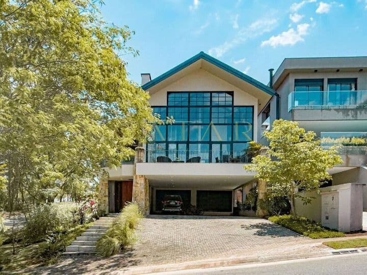 Alphaville Tamboré 10 - Casa à venda com 525m² | 4 suítes