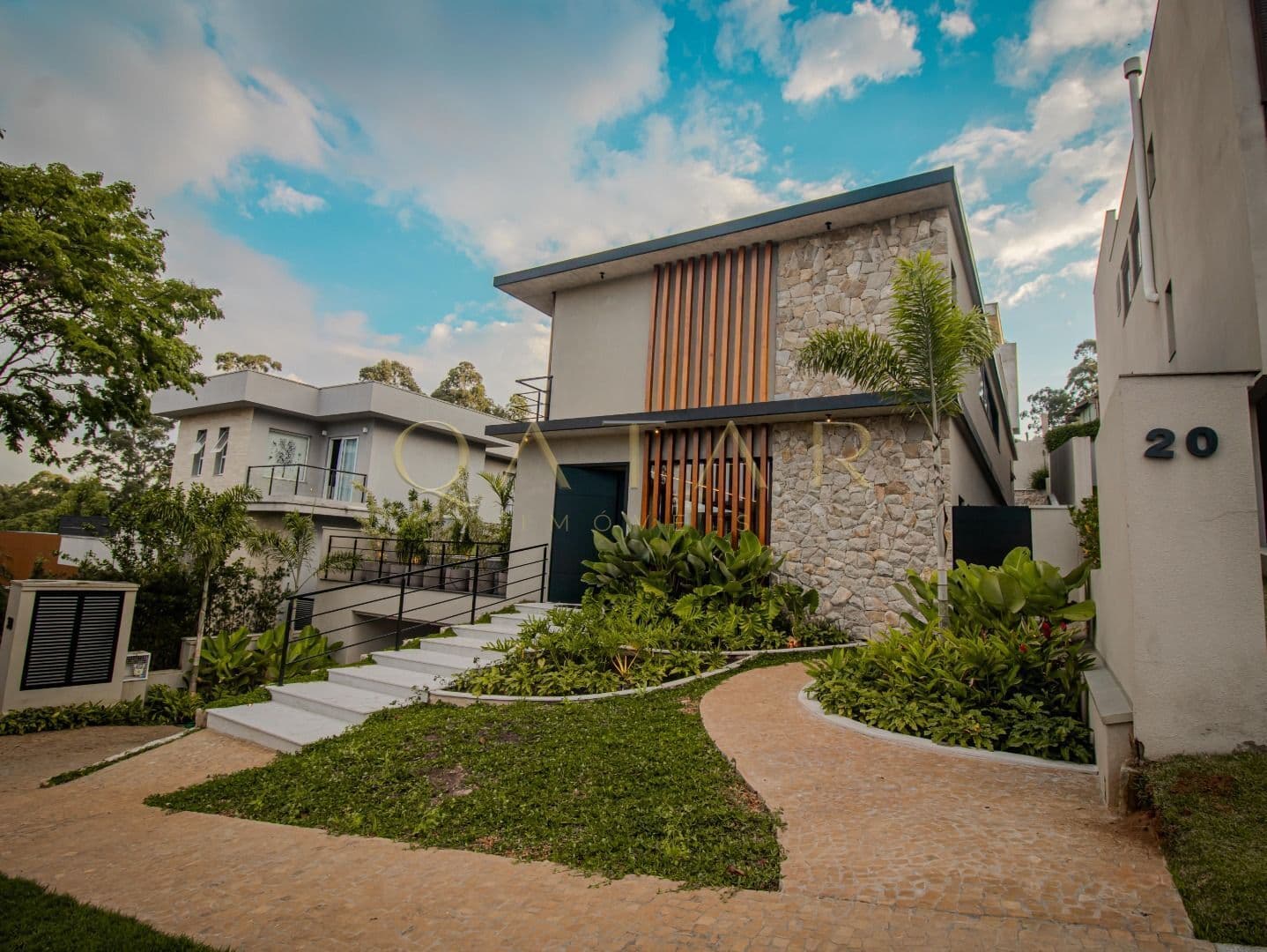Tamboré 11 - Casa à venda com 533m² | 4 suítes