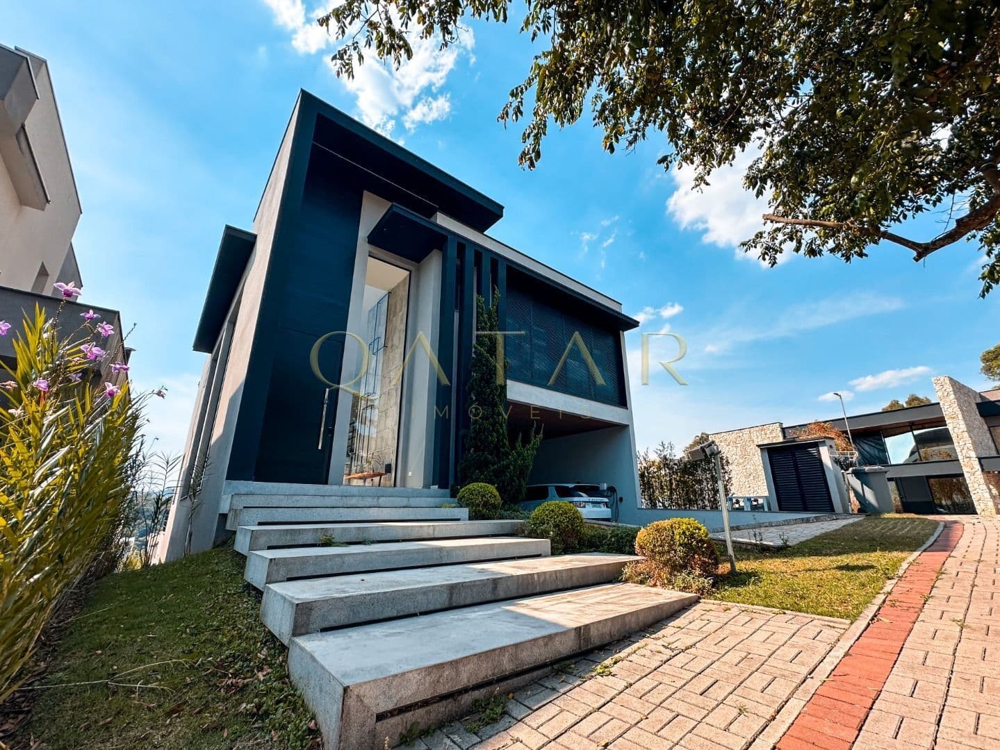 Itahyê - Casa à venda com 347 m² | 4 suítes