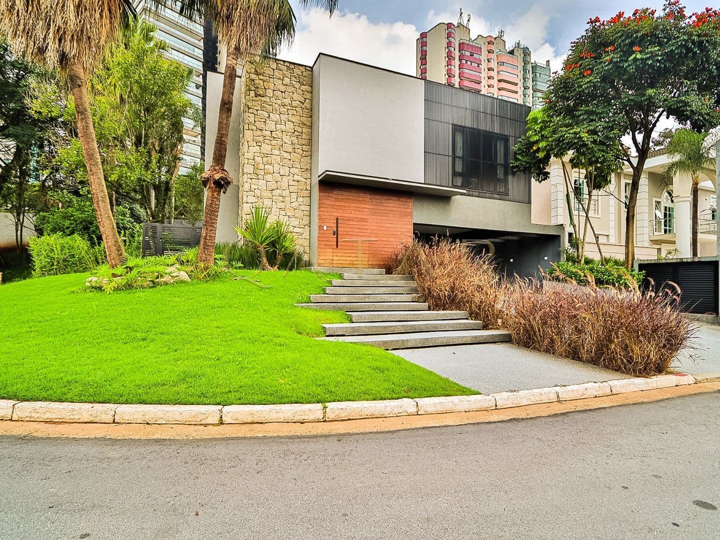 Alphaville Residencial 2 - Casa para venda ou locação com 462 m² | 4 suítes