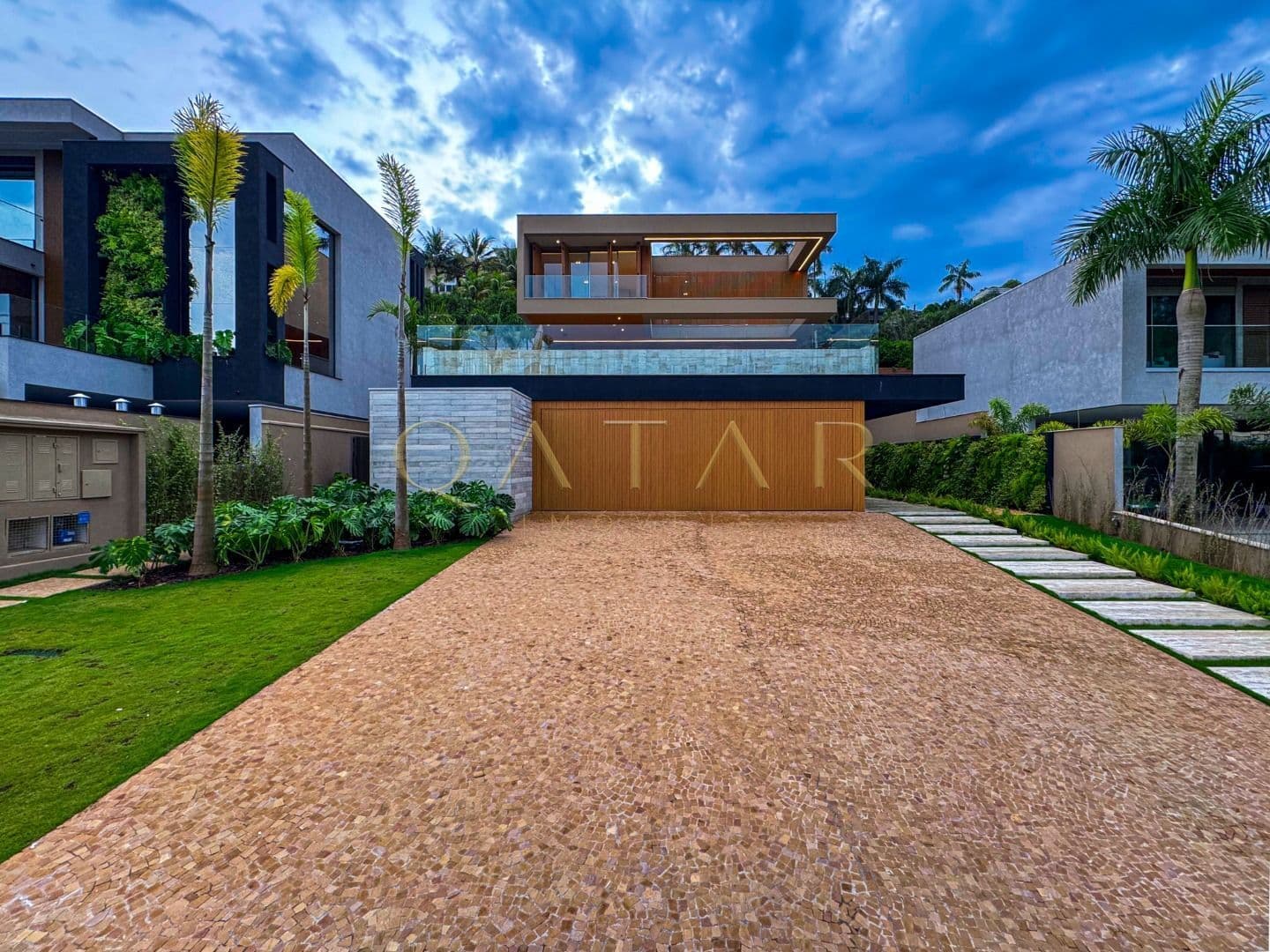 Alphaville Tamboré 2 - Casa à venda com 931,40m² | 5 suítes