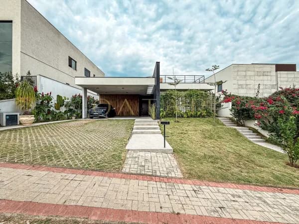 Residencial Itahyê - Casa térrea à venda com 276m² | 3 suítes