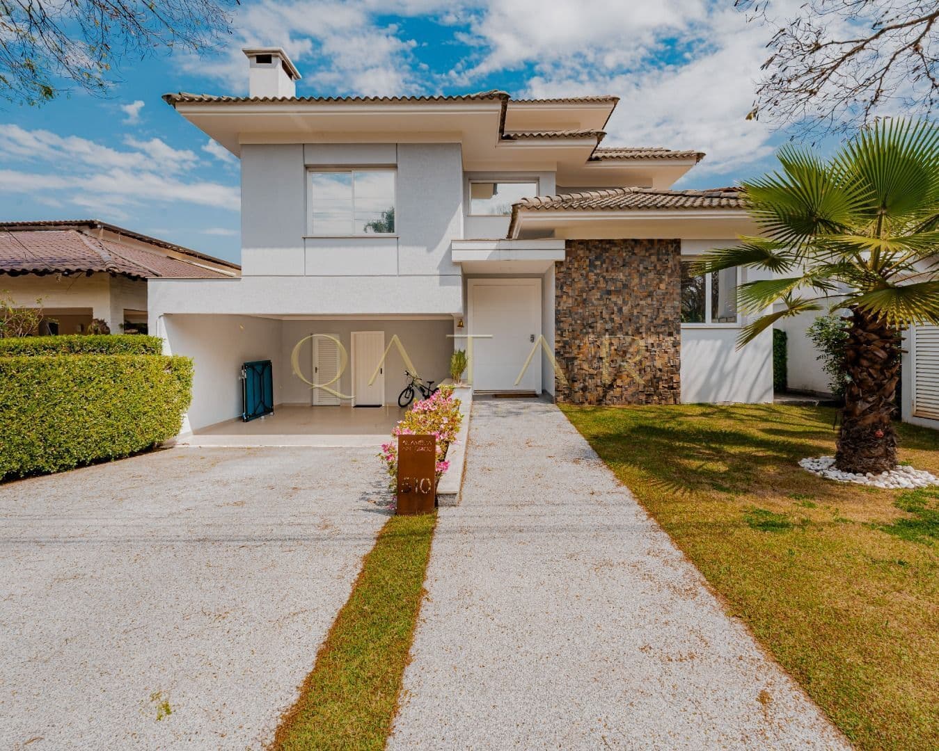 Residencial Alphaville 6 - Casa à venda com 490m² | 4 suítes