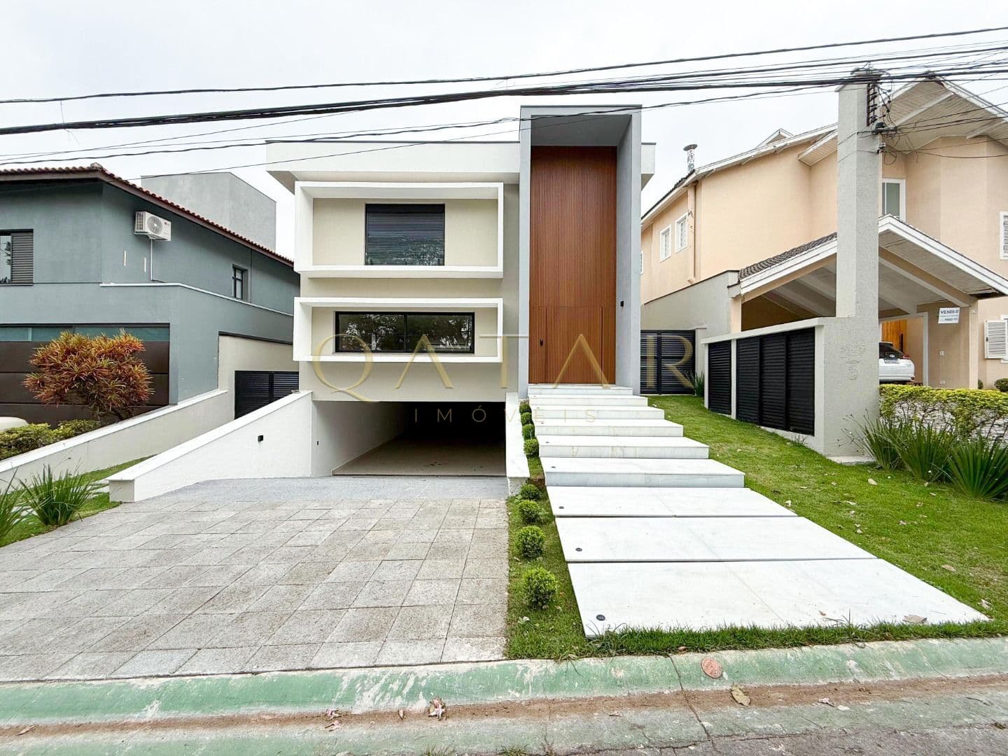 Residencial Alphaville 4 - Casa à venda com 557,87 m² | 4 suítes