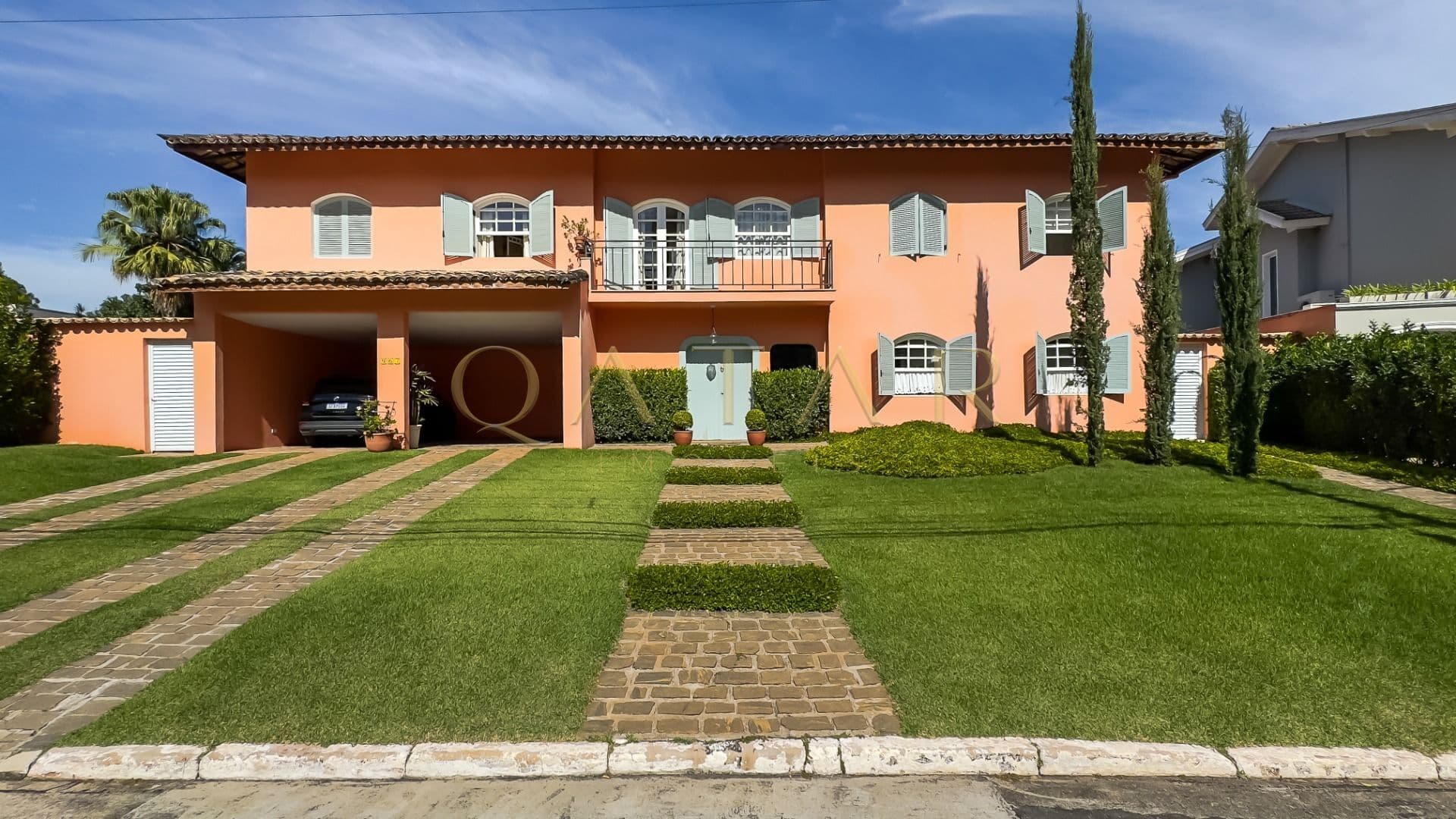 Alpha 2 - Casa à venda com 338 m² | 4 dormitórios
