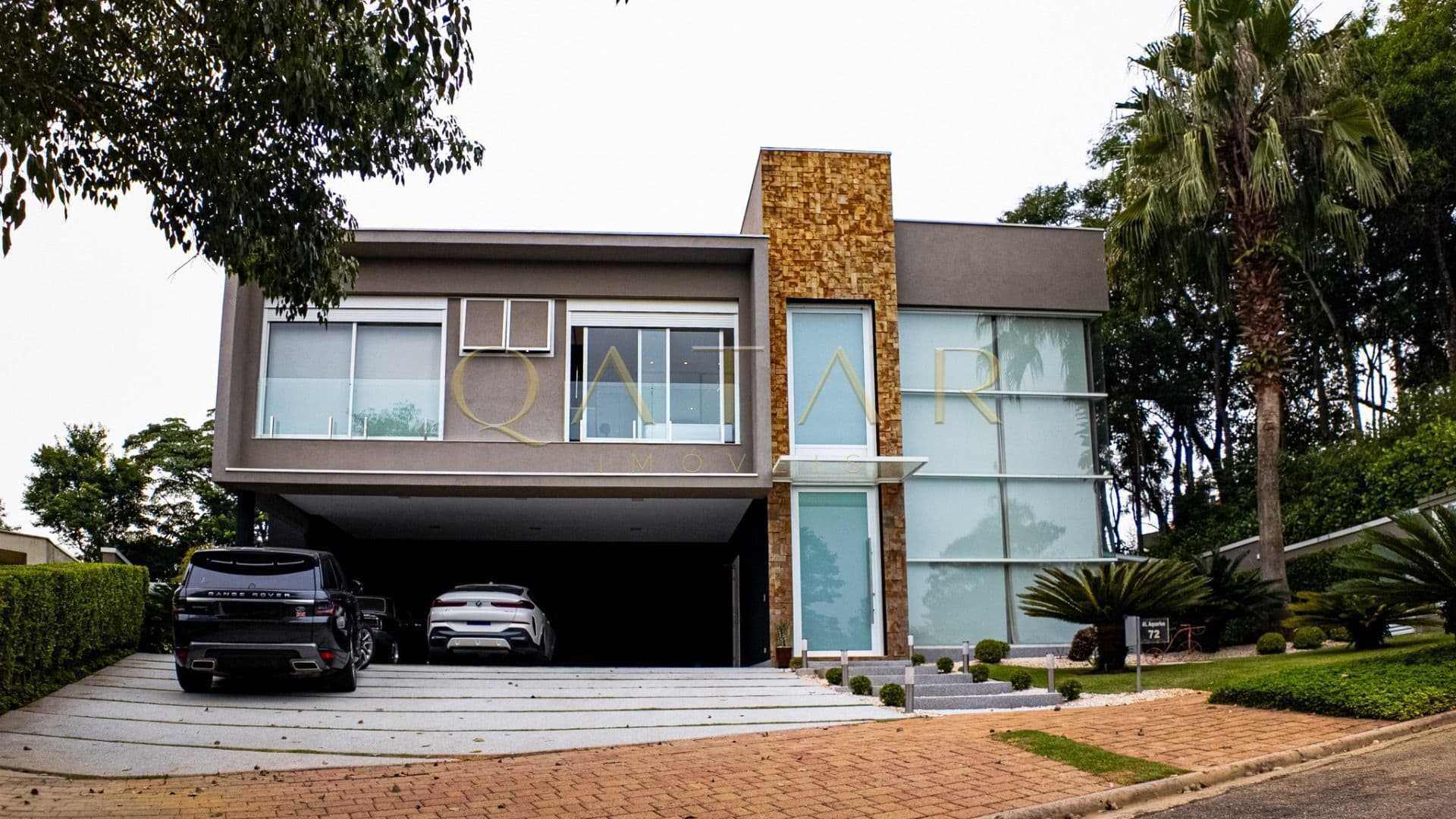 Alphaville Gênesis 1 - Casa à venda com 898 m² | 4 suítes