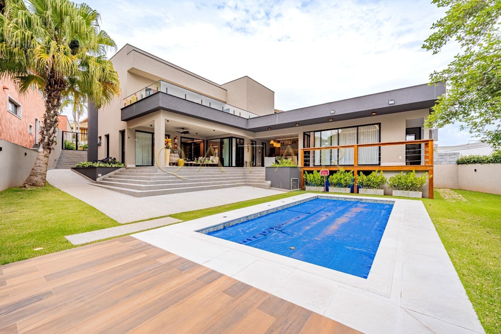 Residencial Alphaville 6 - Casa à venda com 395m² | 4 suítes