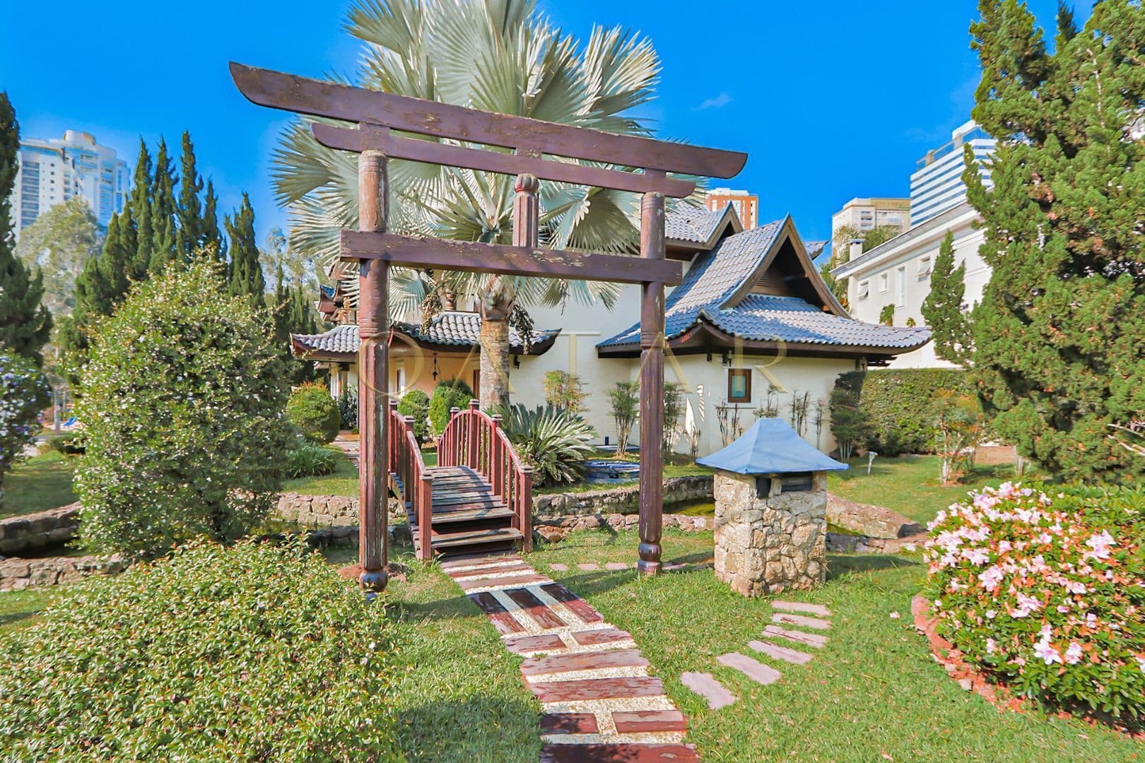 Condomínio 18 do Forte - Casa à venda com 1.558 m² | 4 suítes