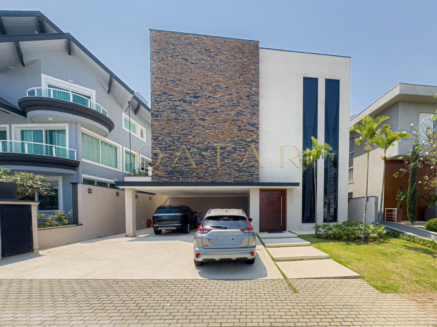 Alphaville Tamboré 10 - Casa à venda com 533 m² | 4 suítes