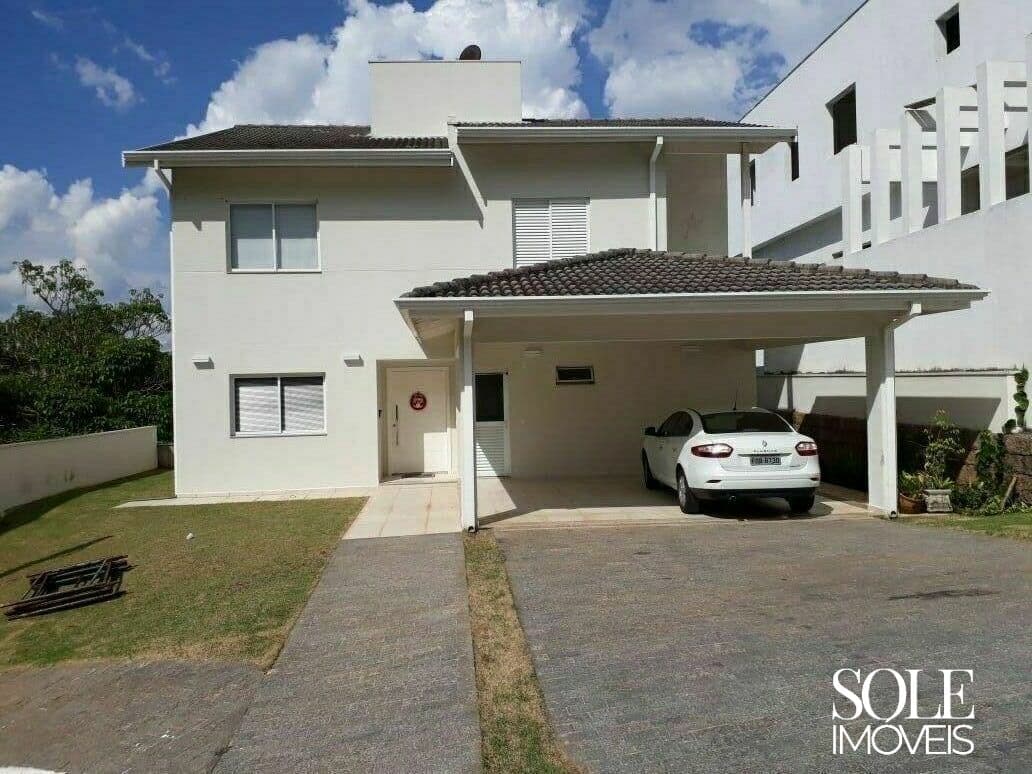 Casa à venda com 3 suítes em condomínio com portaria 24h – 480m² de terreno em Jundiaí
