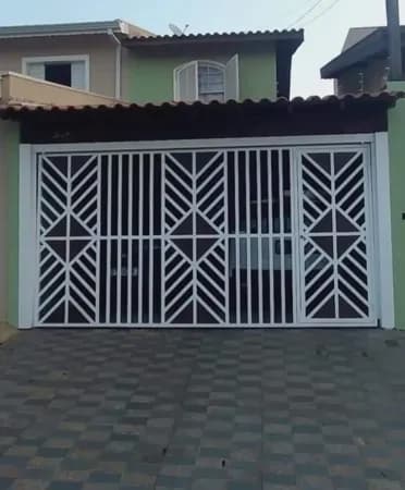 Casa à venda no Mirante de Jundiaí com 2 dormitórios em bairro fechado no Engordadouro