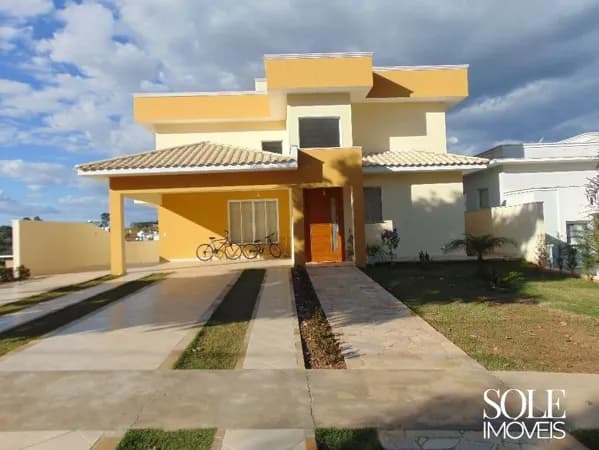 Casa com 280 m², 4 dormitórios e vista para a Serra do Japi no Reserva da Serra em Jundiaí