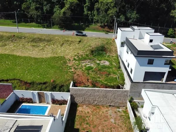 Terreno em condomínio com 300 m² no Villa Verde | Jundiaí