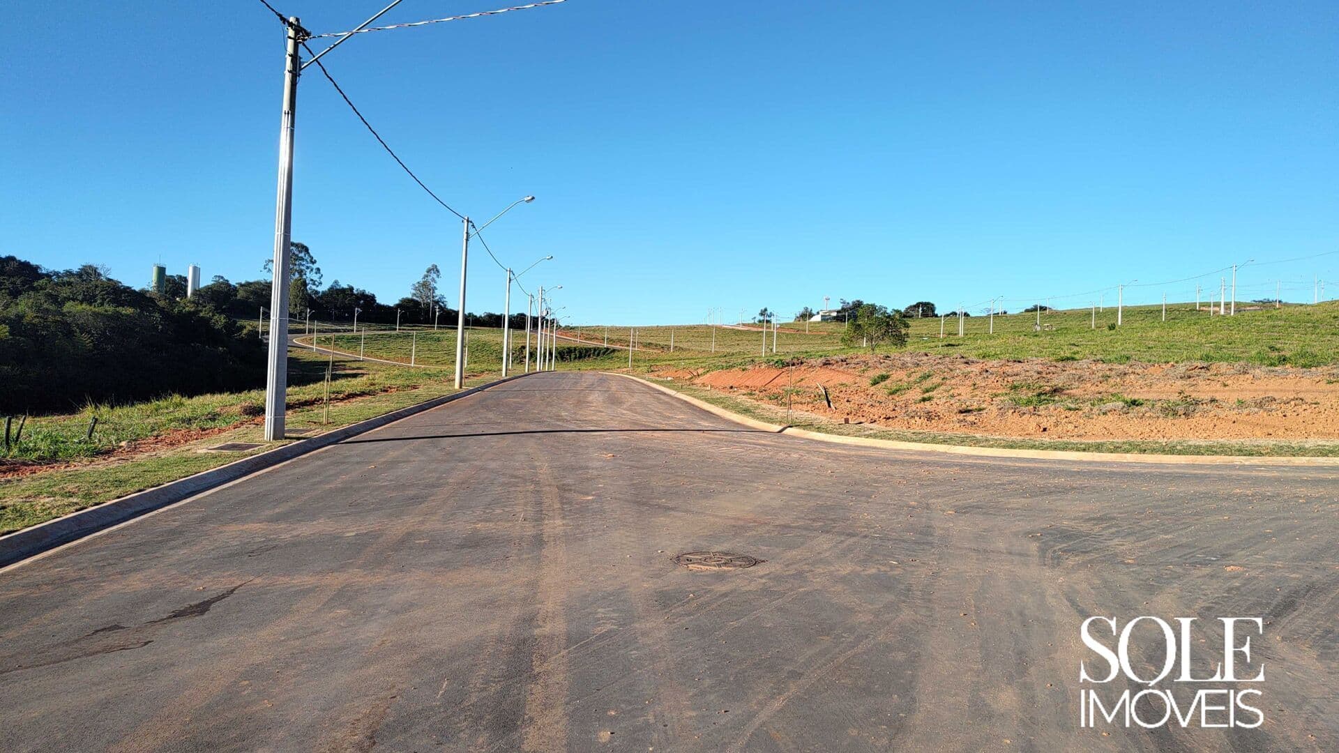 Dois lotes frente para lago com vista do pôr do sol na Rota Gastronômica – Jundiaí