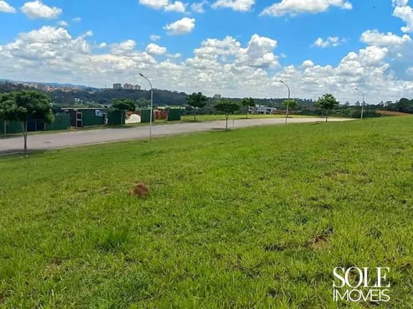 Terreno à venda no Condomínio Alphaville Jundiaí – 455m²