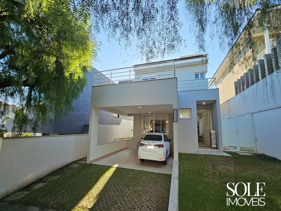 Casa no condomínio Bosque dos Jatobás, com 270 m² no bairro Engordadouro, em Jundiaí.