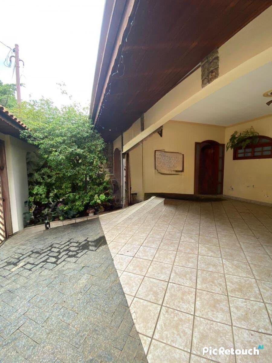 Casa térrea com suíte master, espaço gourmet e edícula, Vila Rami, Jundiaí