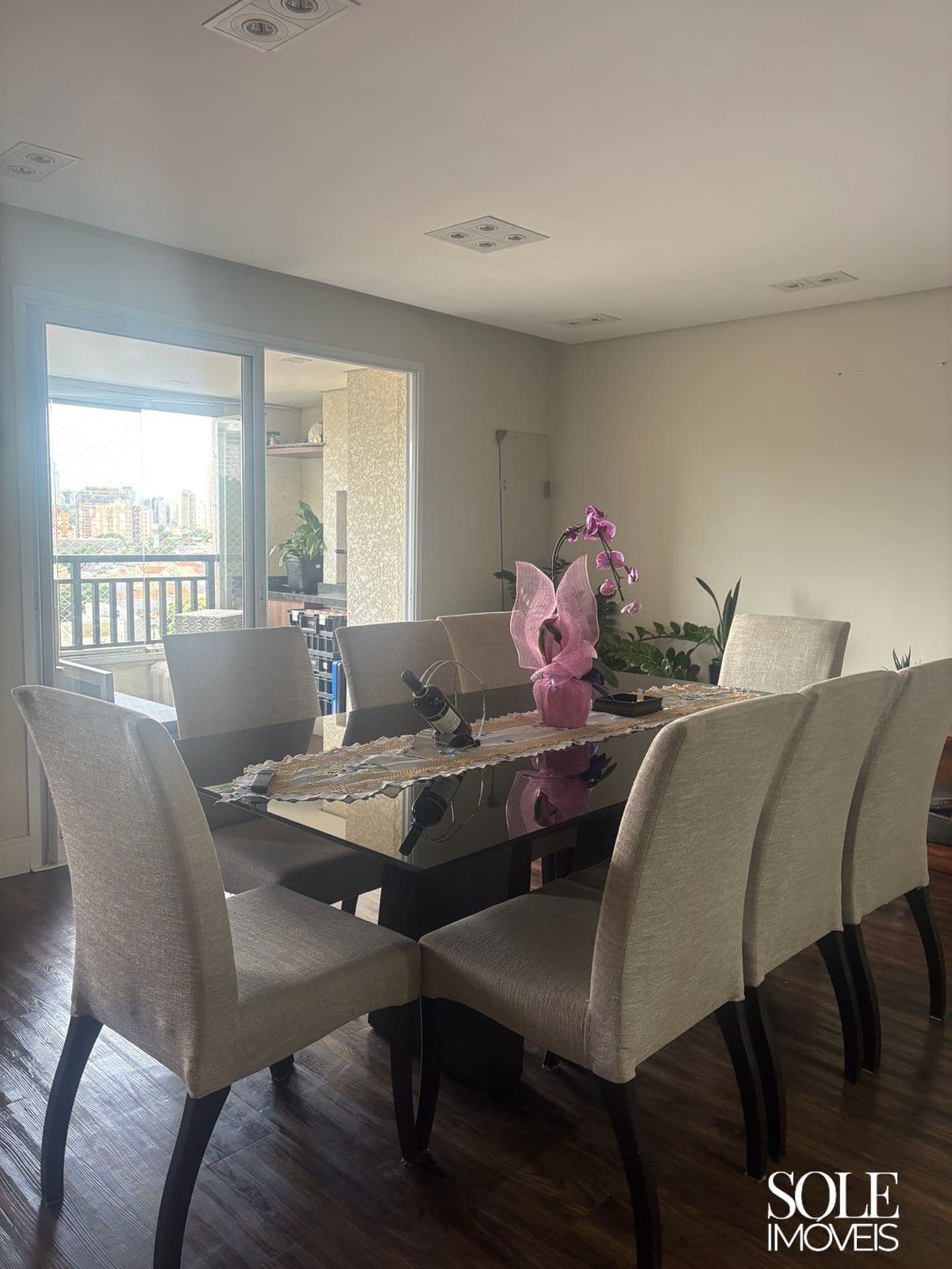 Apartamento no Explêndido com 87 m2 com 2 quartos