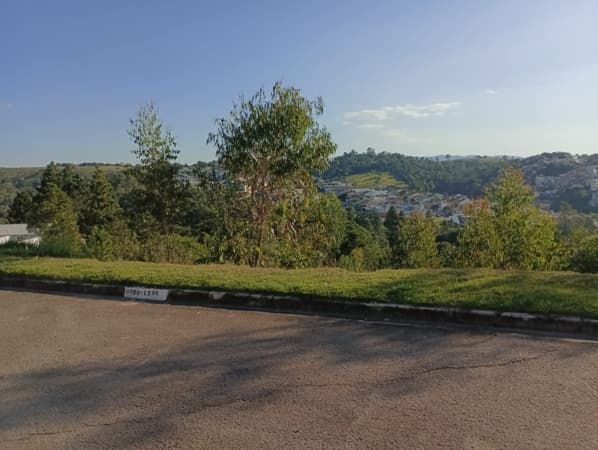 Terreno à Venda no Condomínio Laguna – Várzea Paulista/SP