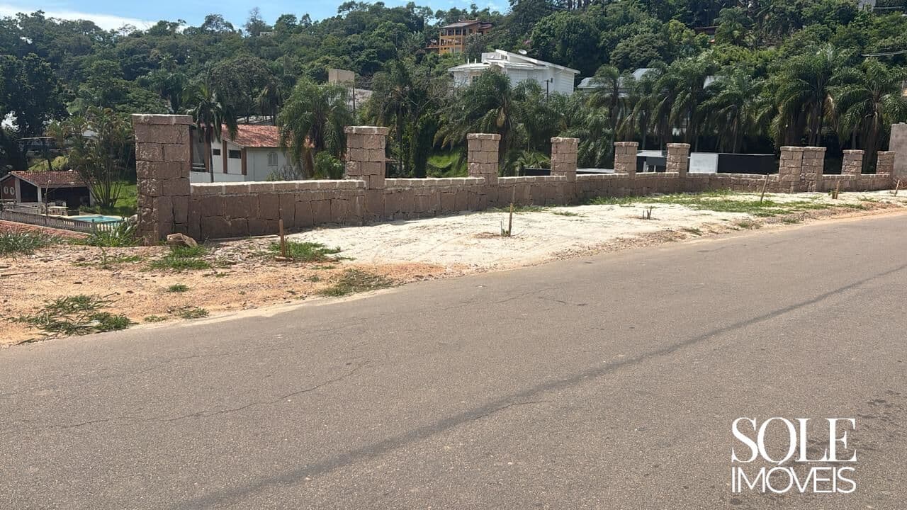 Dois terrenos, um ao lado do outro, no Condomínio Capital Ville, Jundiaí-SP