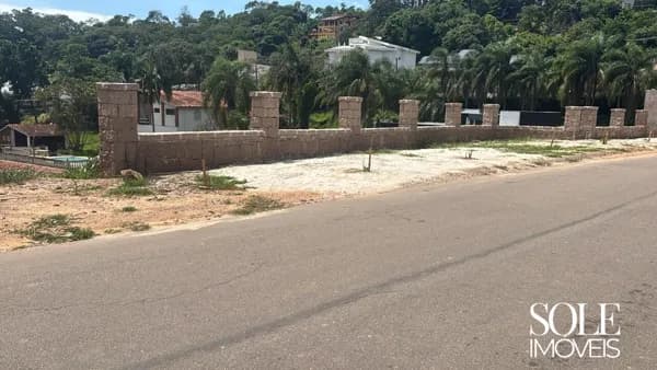 Dois terrenos, um ao lado do outro, no Condomínio Capital Ville, Jundiaí-SP