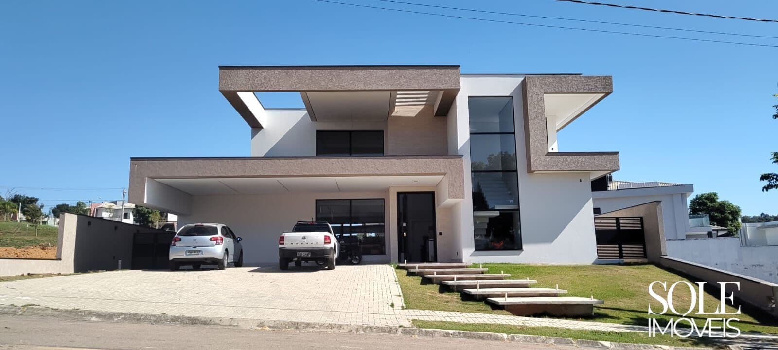 Casa de alto padrão, mobiliada à venda no bairro Centro em Itupeva-SP