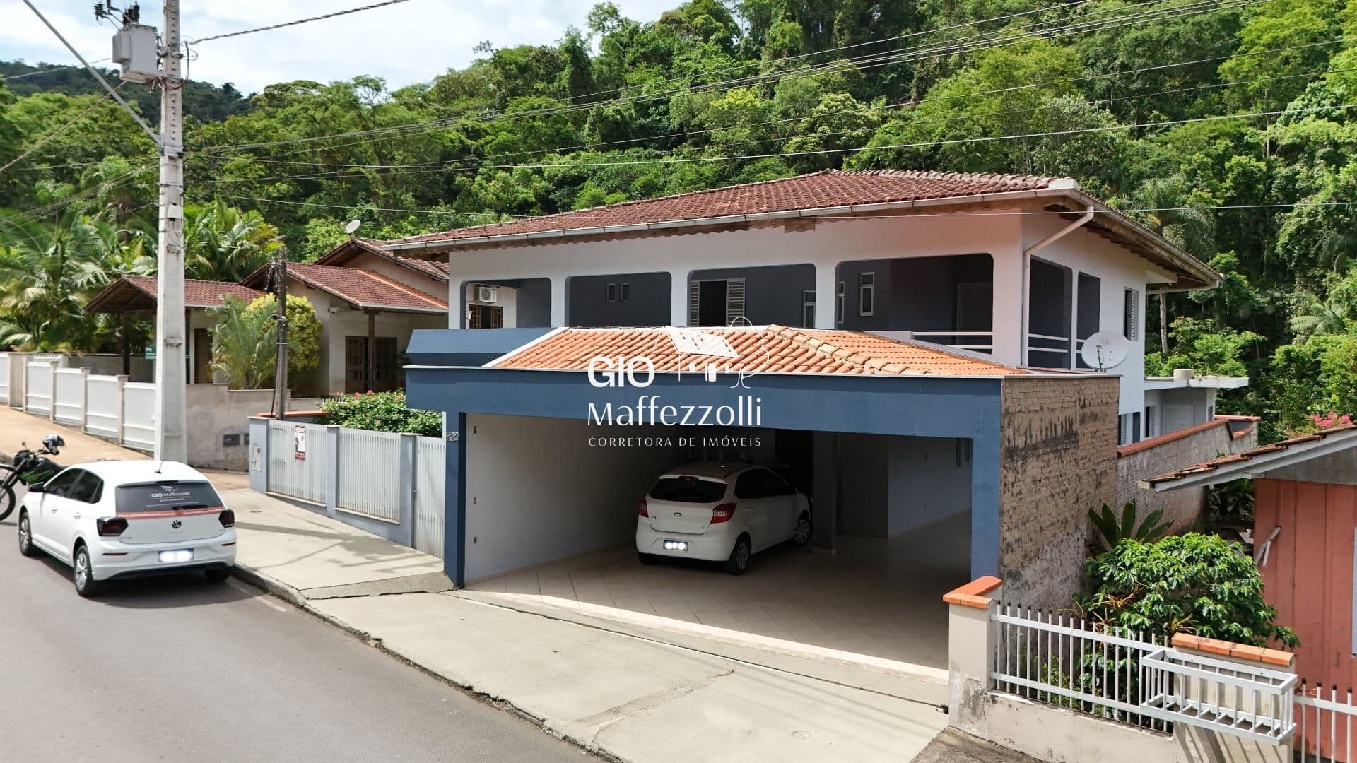 Casa em Jaraguá do Sul, bairro Barra do Rio Cerro