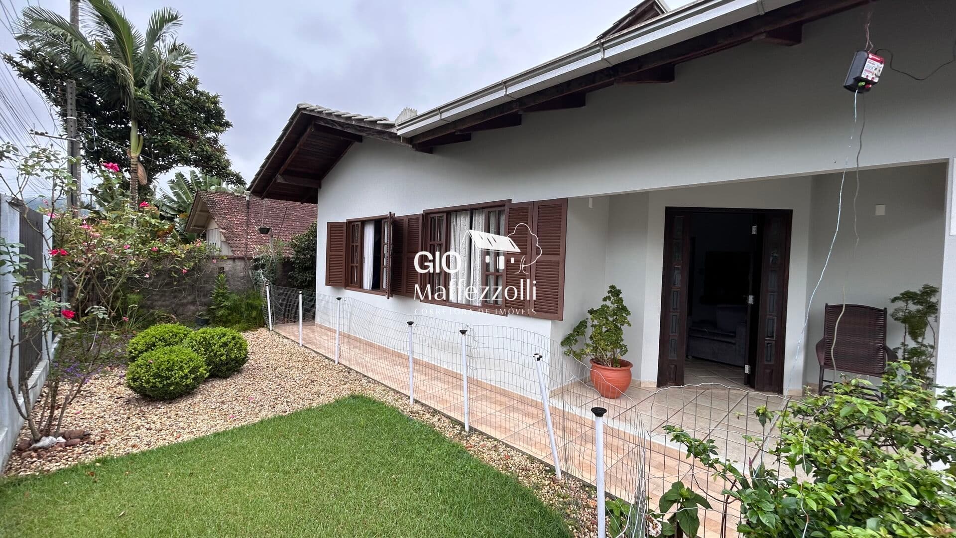 Casa em Jaraguá do Sul, bairro Barra do Rio Cerro