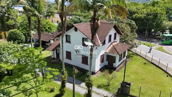 Casa em Jaraguá do Sul, Bairro Barra do Rio Cerro