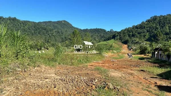 Lote em Jaraguá do Sul, bairro Rio da Luz