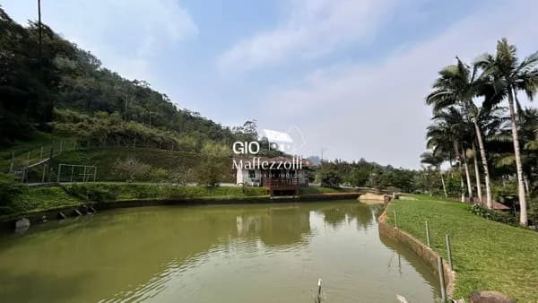 Sítio em Jaraguá do Sul, bairro Garibaldi.