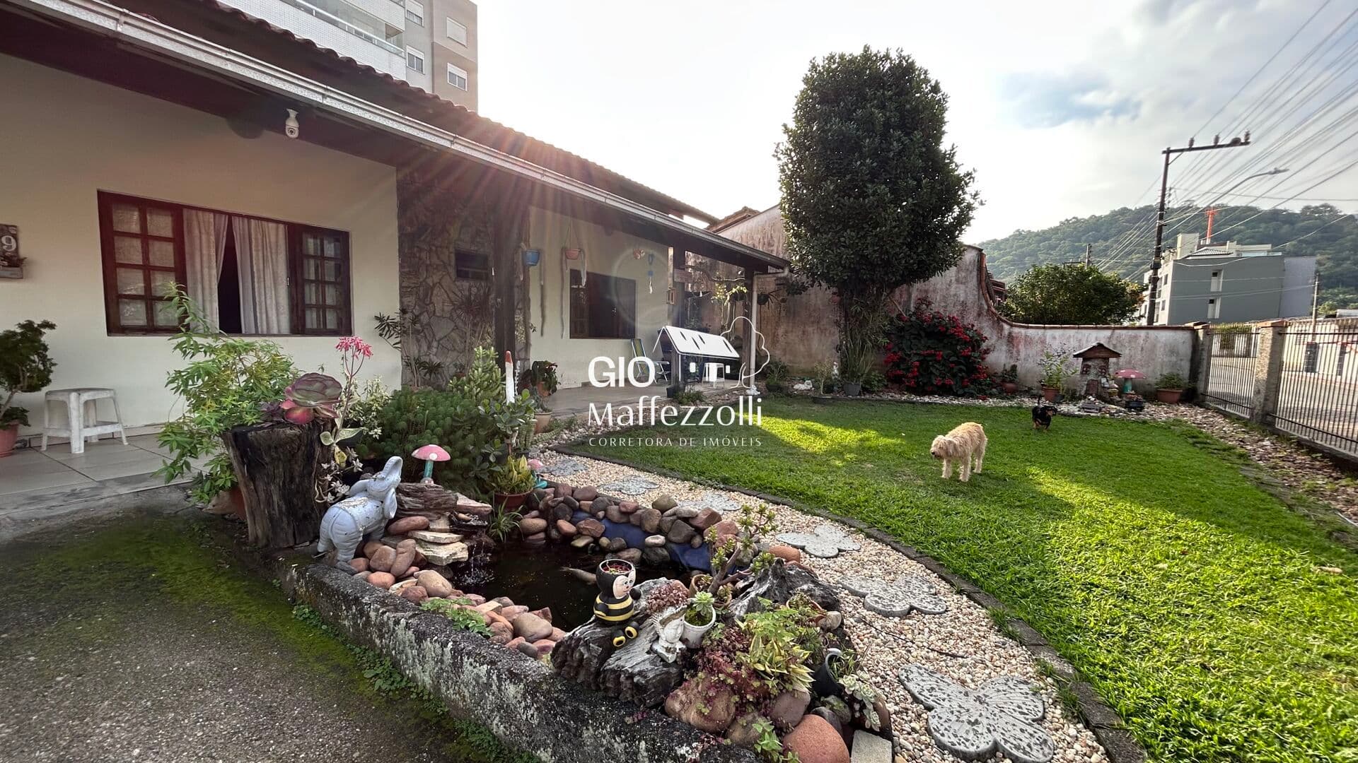 Casa em Jaraguá do Sul, bairro Czerniewicz.