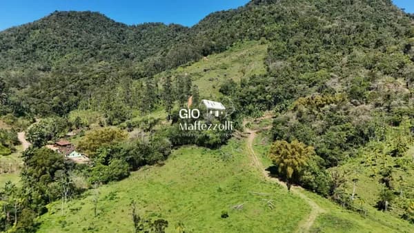 Chácara em condomínio rural em Jaraguá do Sul, Bairro Garibaldi