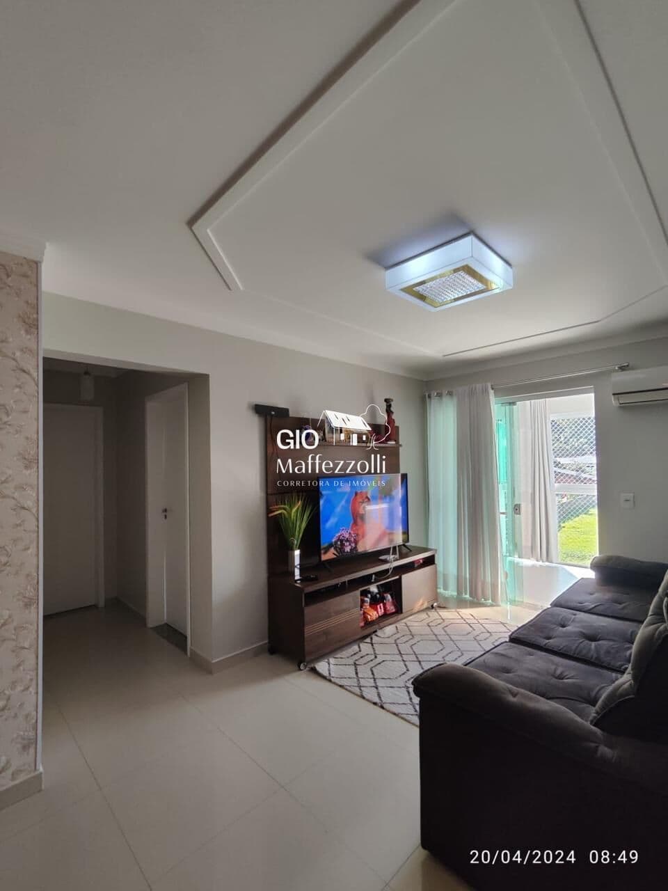 Apartamento em Guaramirim, bairro Centro.