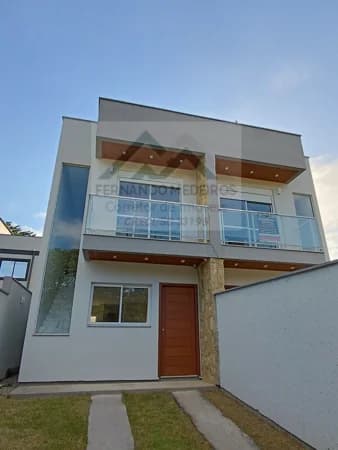 Sobrado Geminado para Venda em Caminho Novo Palhoça-SC