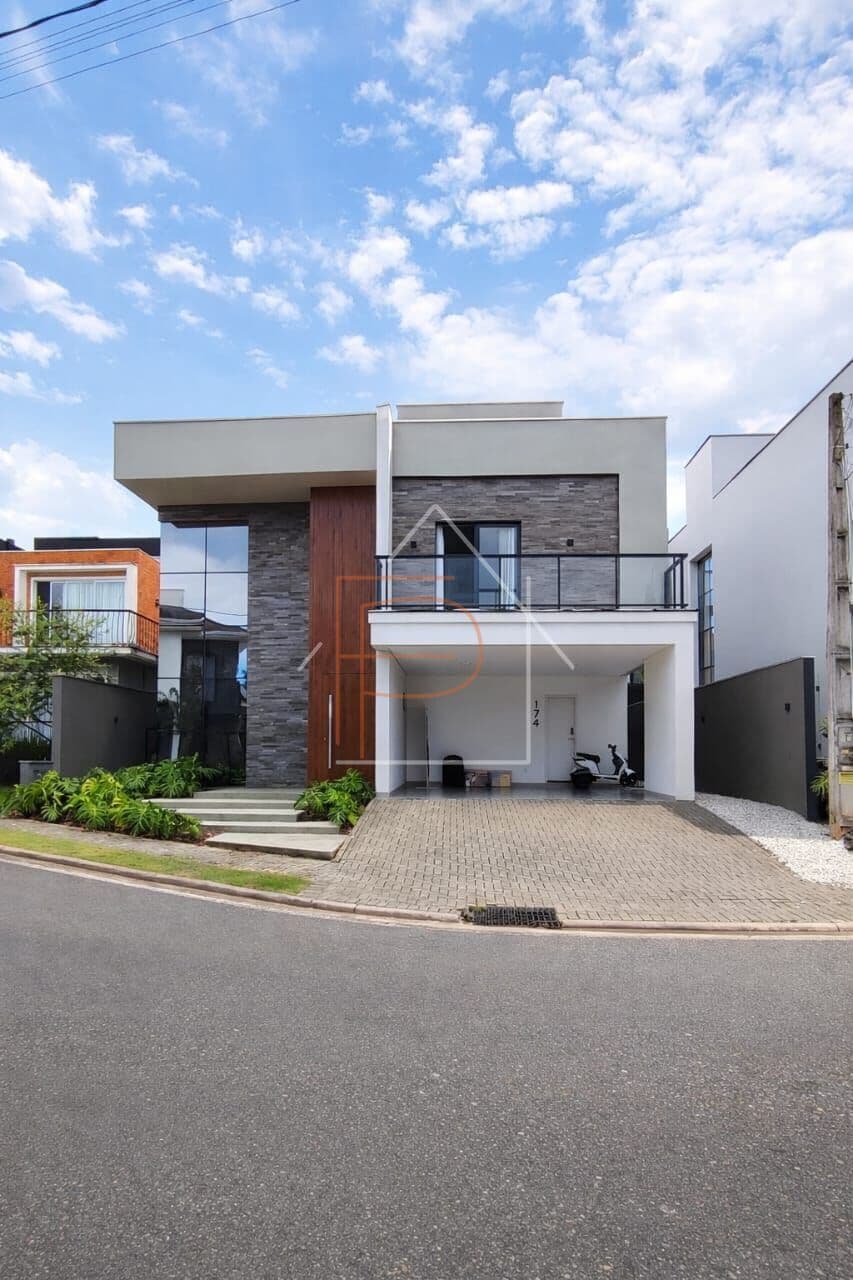 Casa Alto Padrão | 3 Dormitórios | 2 Suítes | Área Gourmet | Condomínio Quinte Essence – Vila Nova