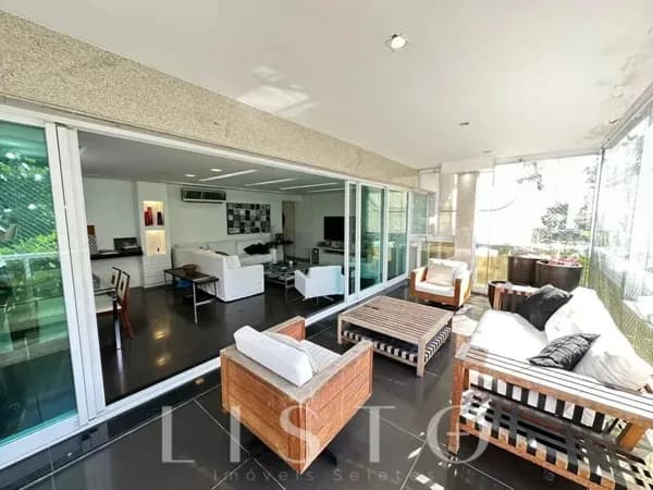 Apartamento em Rio de Janeiro - Leblon