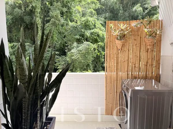 Apartamento à venda em Copacabana | 205m² | 3 Quartos (1 Suíte) | Vaga | Próximo ao Metrô Cantagalo